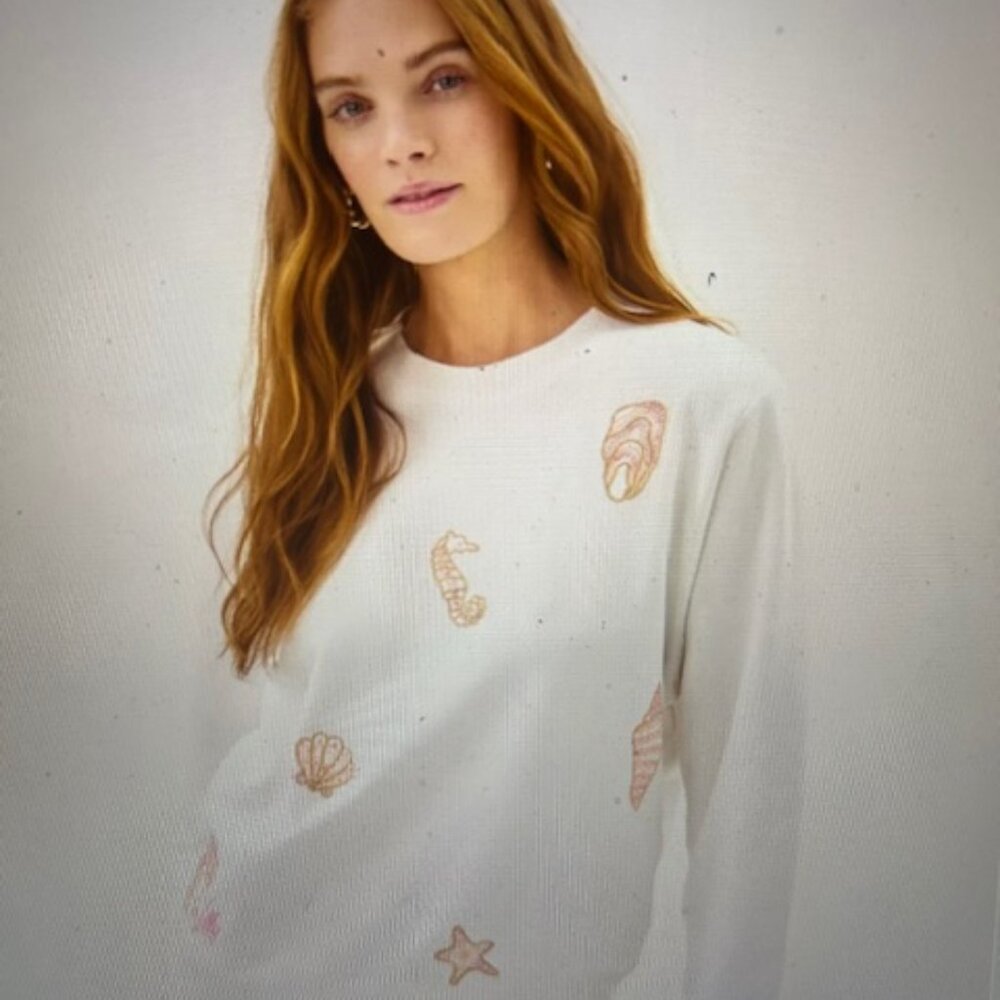 NWT Lilly Pulitzer Ballad Sweatshirt Cool as Shell Embroidered Seahorse Large